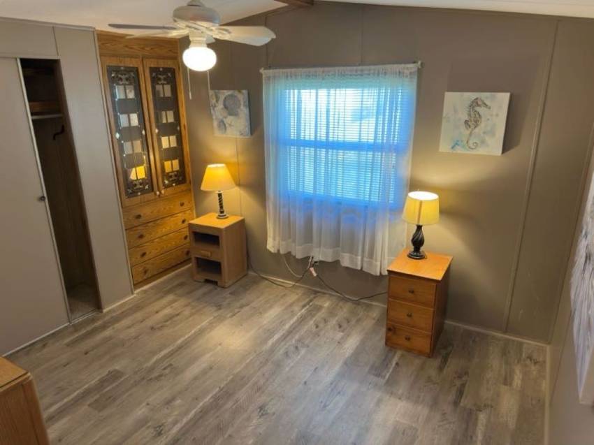 341 Sioux Drive a Winter Haven, FL Mobile or Manufactured Home for Sale